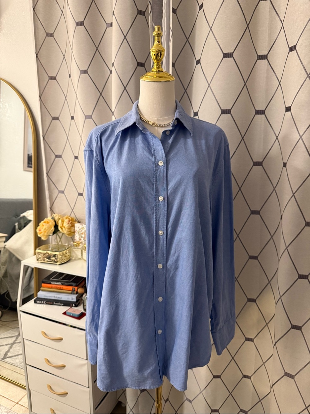 H&M Light Blue Button-Down Shirt - Relaxed Collared Long Sleeve Women’s